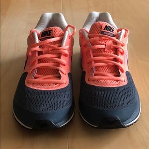 Nike Pegasus 30. Great condition!